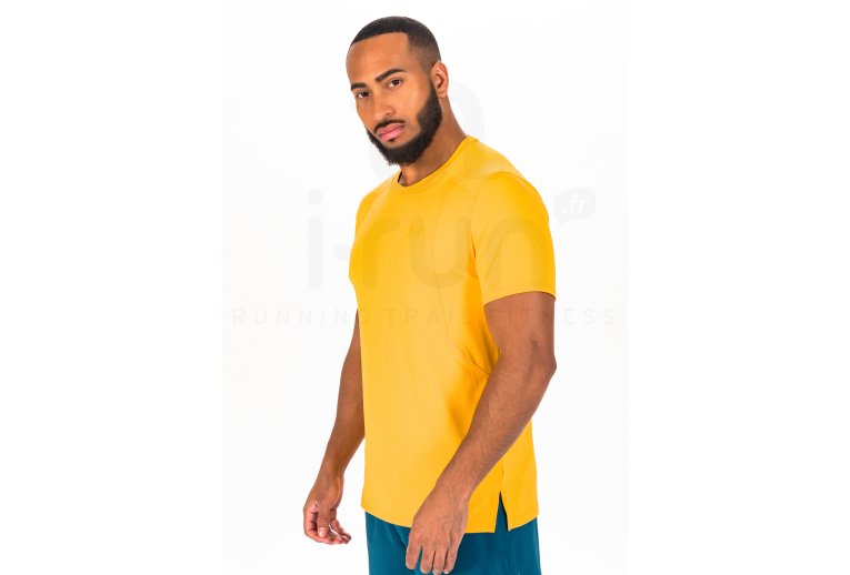 Under Armour Iso-Chill Laser M