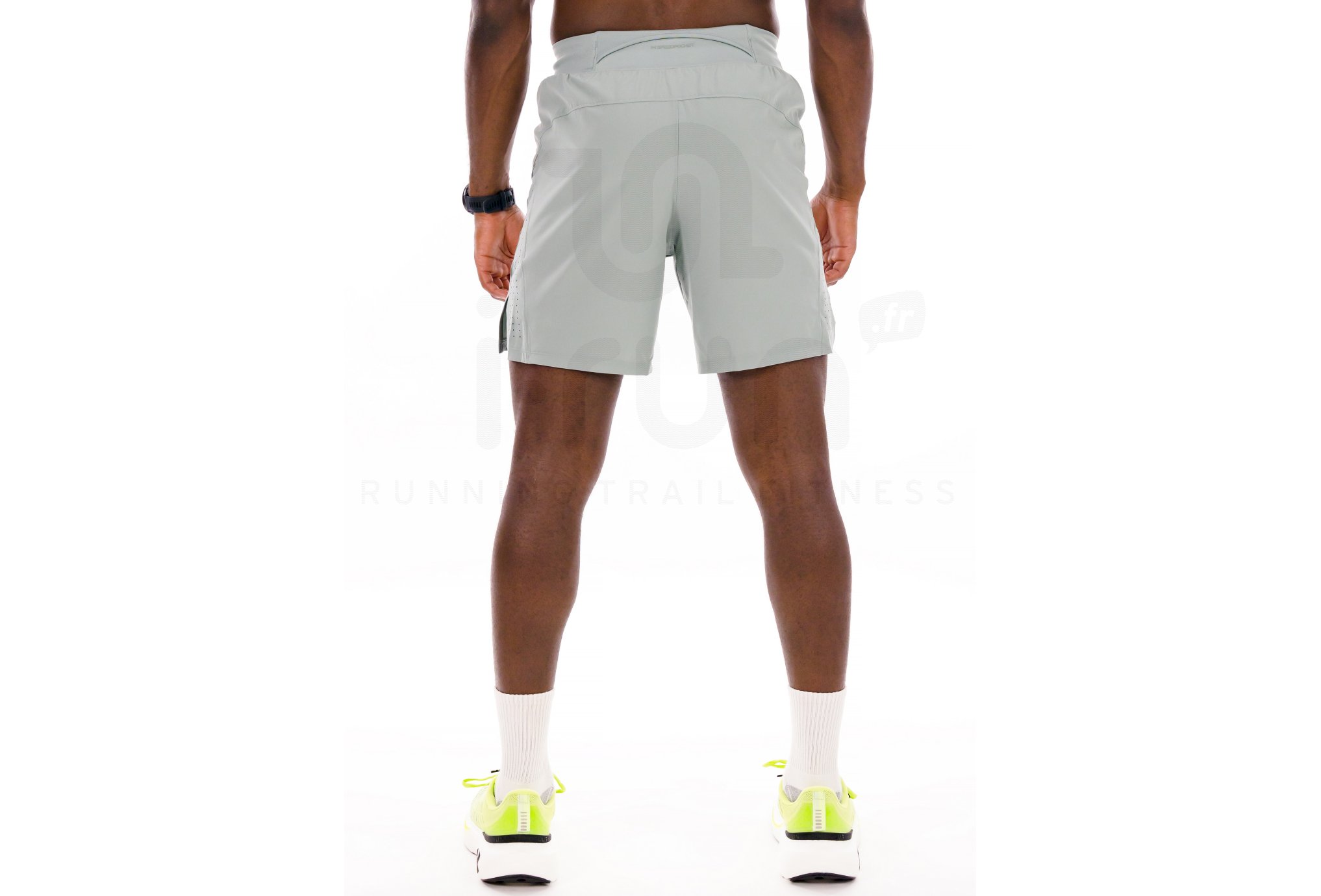 Under Armour Launch Elite