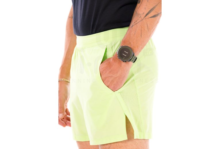 Under Armour Lan�amento