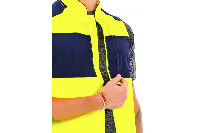 Under Armour Run Anywhere