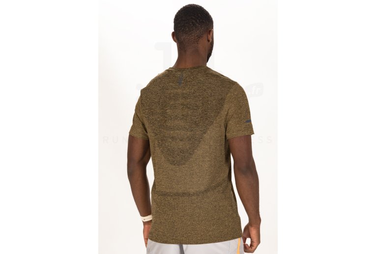 Under Armour Seamless Stride M