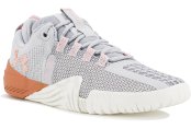 Under Armour TriBase Reign 6 