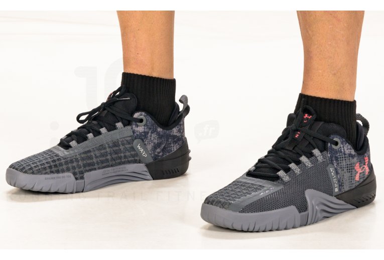 Under Armour TriBase Reign 6 M
